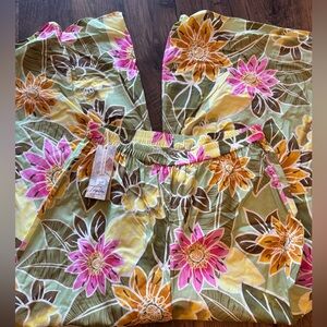 Trouve Tropical Floral Wide-Leg Pants in Pink, Orange & Green